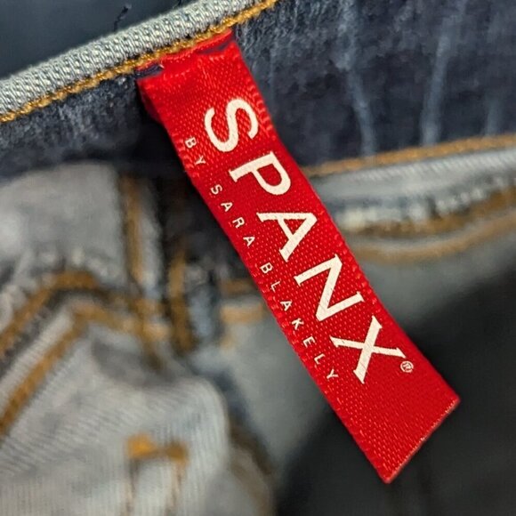 Spanx Distressed Skinny Jeans #20203R XS NEW - Picture 2 of 7